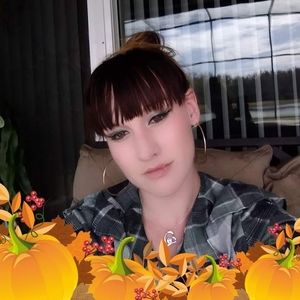 Meet your Posher, Brandi